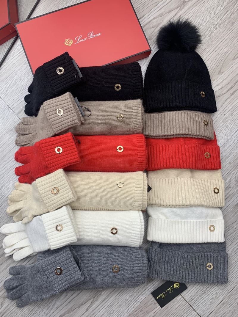 Love Piana Caps Scarfs